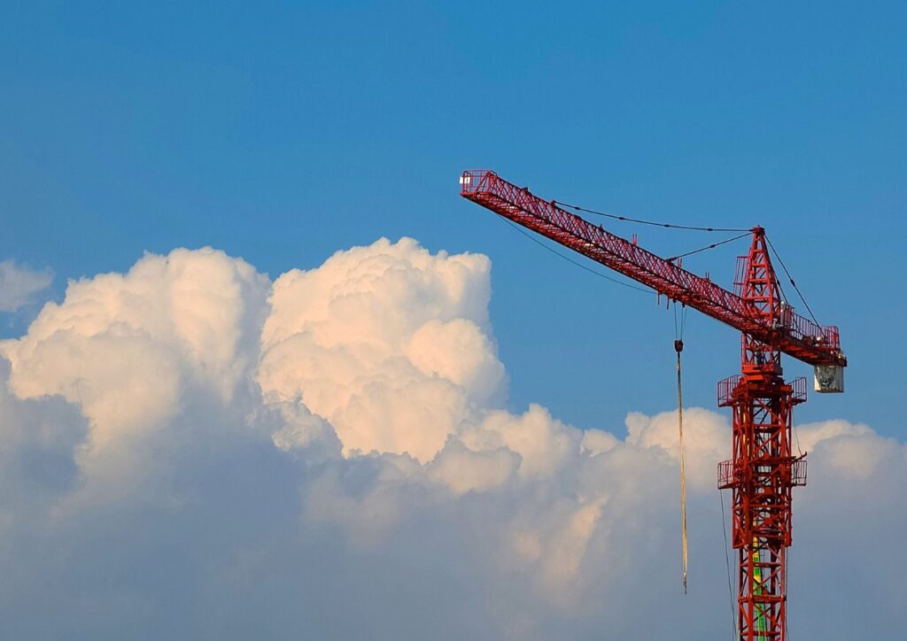 Grúas Torre vs Grúas Automontantes