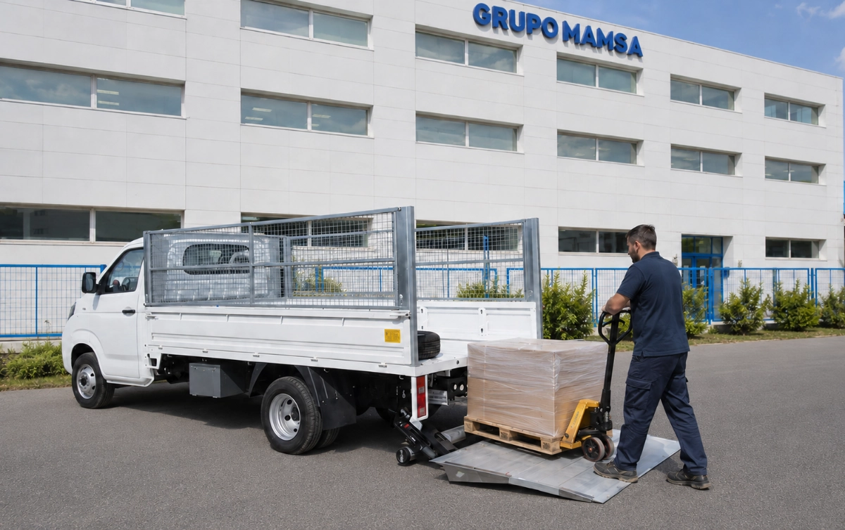 DFSK Q51 con plataforma trasera